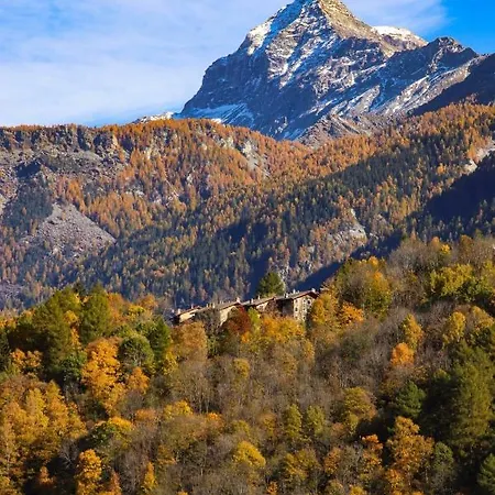 Casa Lana 펜션 키에사인발마렌코